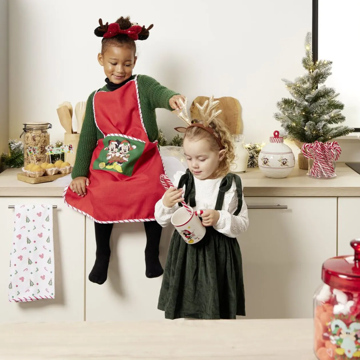 Bonbonnière Disney 1,1L - 15,5xH19x15,5cm