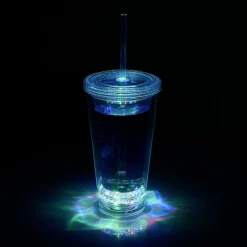 Gobelet lumineux avec lanière de transport