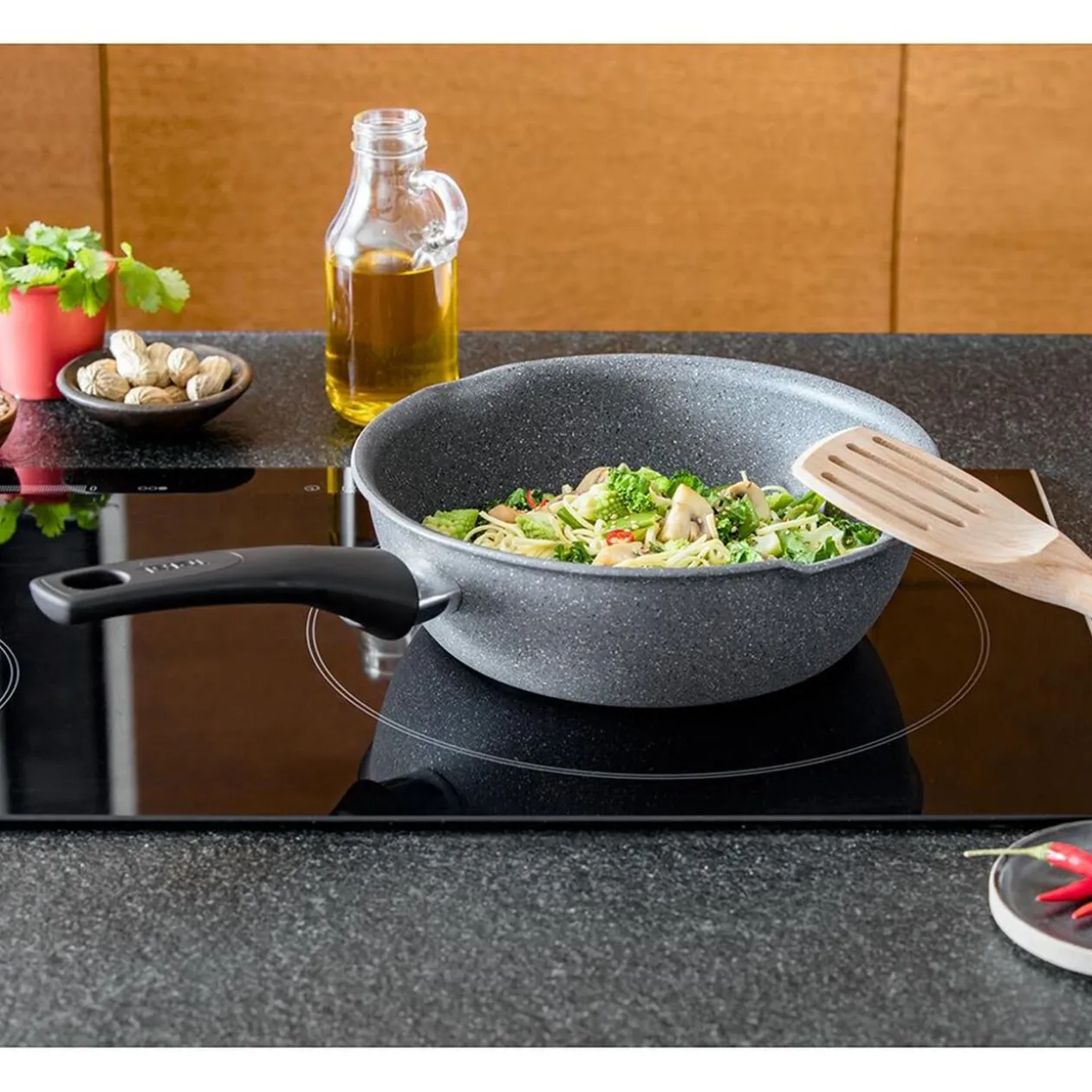 Poêle sauteuse Tefal Mineralia Force aluminium moucheté gris noir ø 26 cm